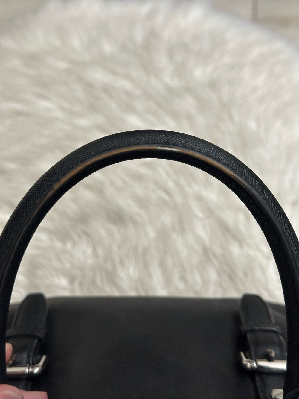 Michael Kors Large Satchel - Picture 6 of 10